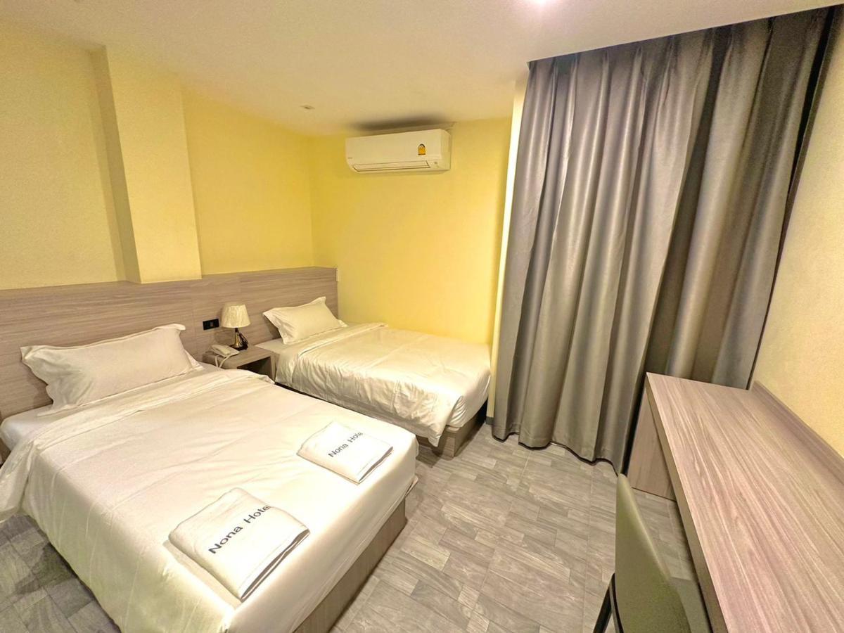 Nona Hotel, Bangkok Makkasan エクステリア 写真